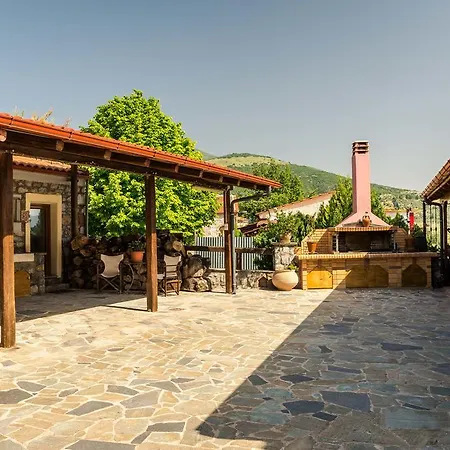 Bed and Breakfast τα πιθάρια Πελασγία