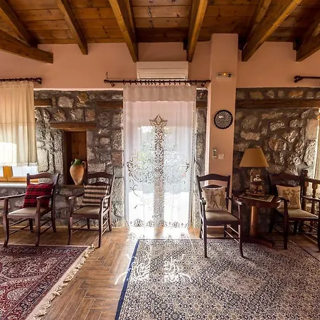 Bed and Breakfast τα πιθάρια Πελασγία