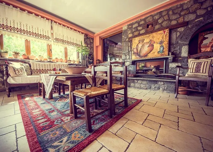 τα πιθάρια * Πελασγία