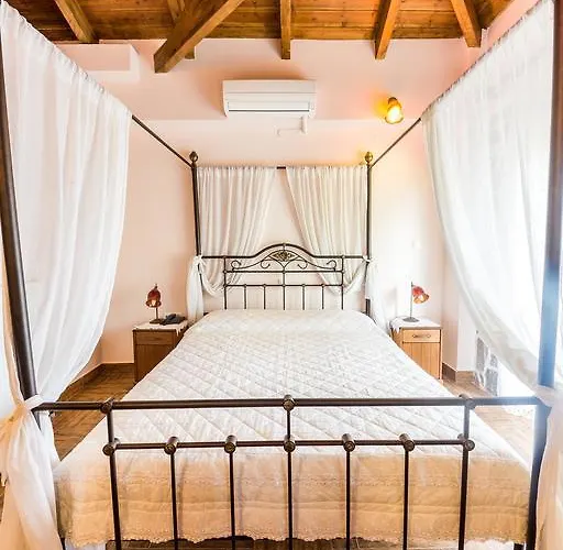 τα πιθάρια Πελασγία