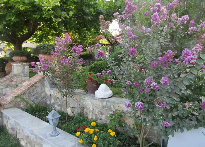 Bed and Breakfast τα πιθάρια Πελασγία